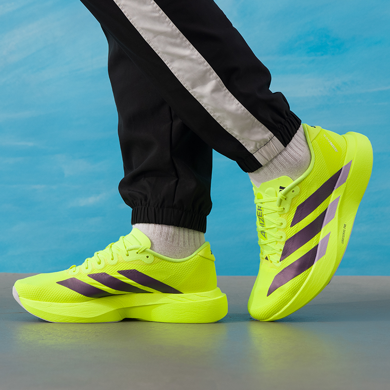 รองเท้าผู้ชาย Adidas รุ่นออริจ - Lightweight Road Running Shoes บทวิจารณ์และราคา