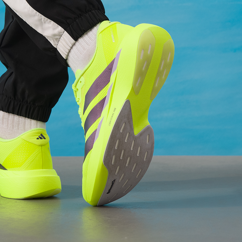 รองเท้าผู้ชาย Adidas รุ่นออริจ - Lightweight Road Running Shoes บทวิจารณ์และราคา