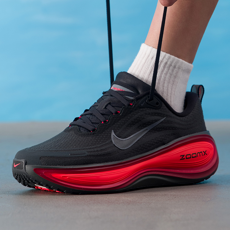รองเท้าผู้ชาย Nike รุ่นดั้งเดิ - Lightweight Road Running Shoes บทวิจารณ์และราคา